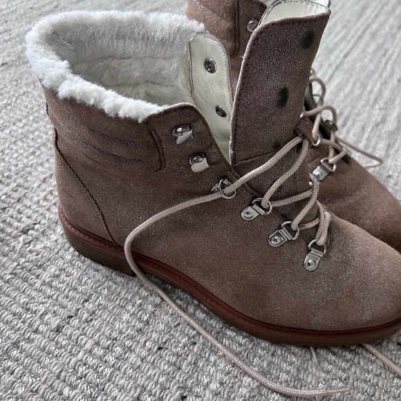 Winter booties, laced, with furry inside, - Picture 2 of 5